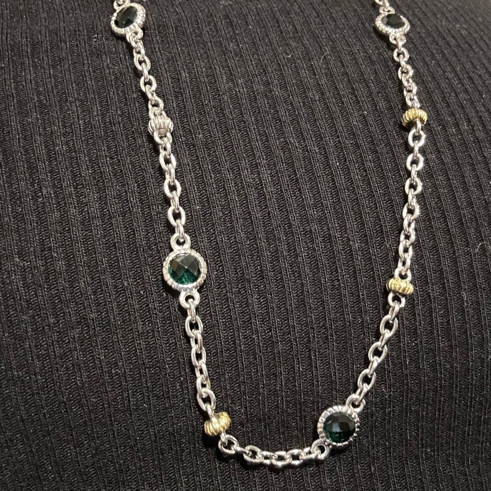 JR TWO GREEN QUARTZ NECKLACE